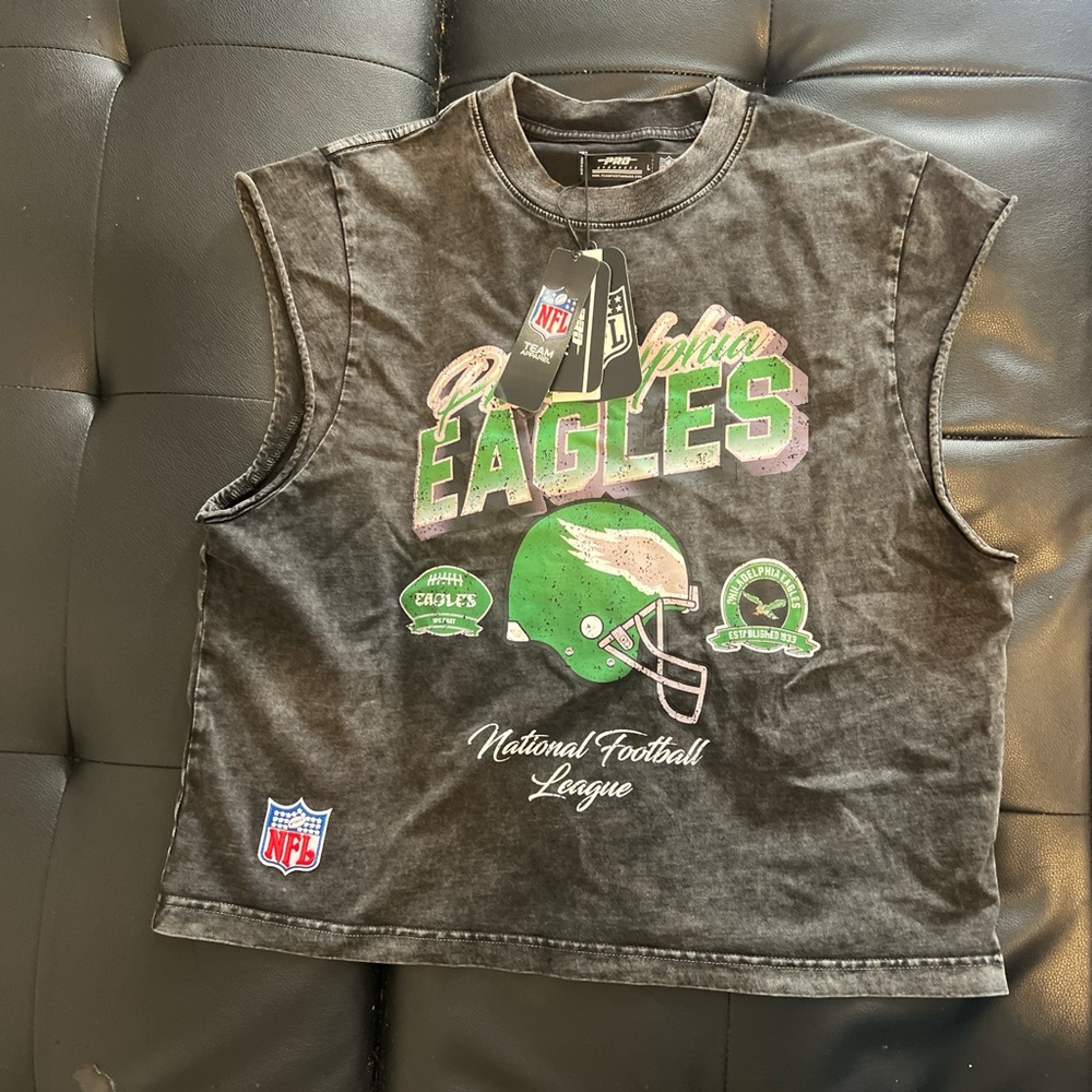 NFL Philadelphia Eagles Vintage Black Crop Top